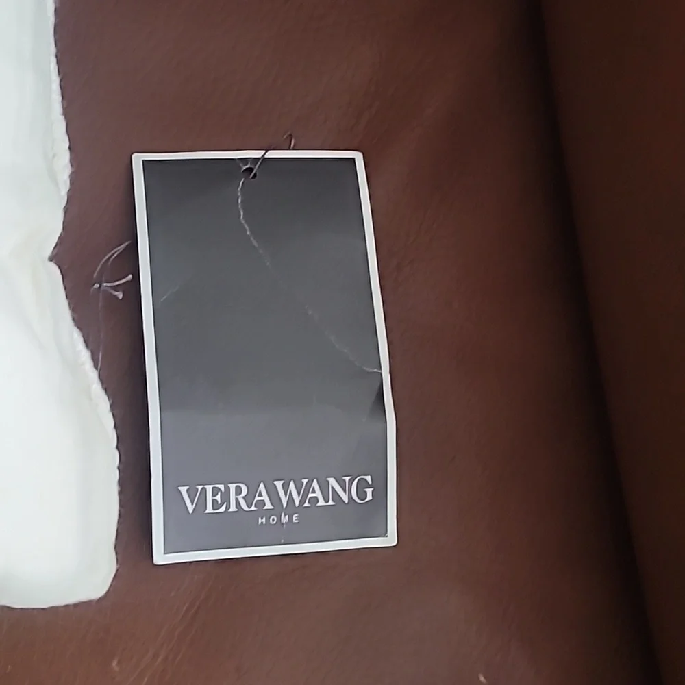 VERA WANG HOME Box Breakfast Throw Pillow FRETWORK 100% Cotton Down  12